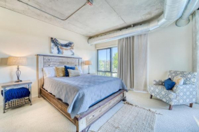 Cozy Boho Bellerive Condo on the Spokane River